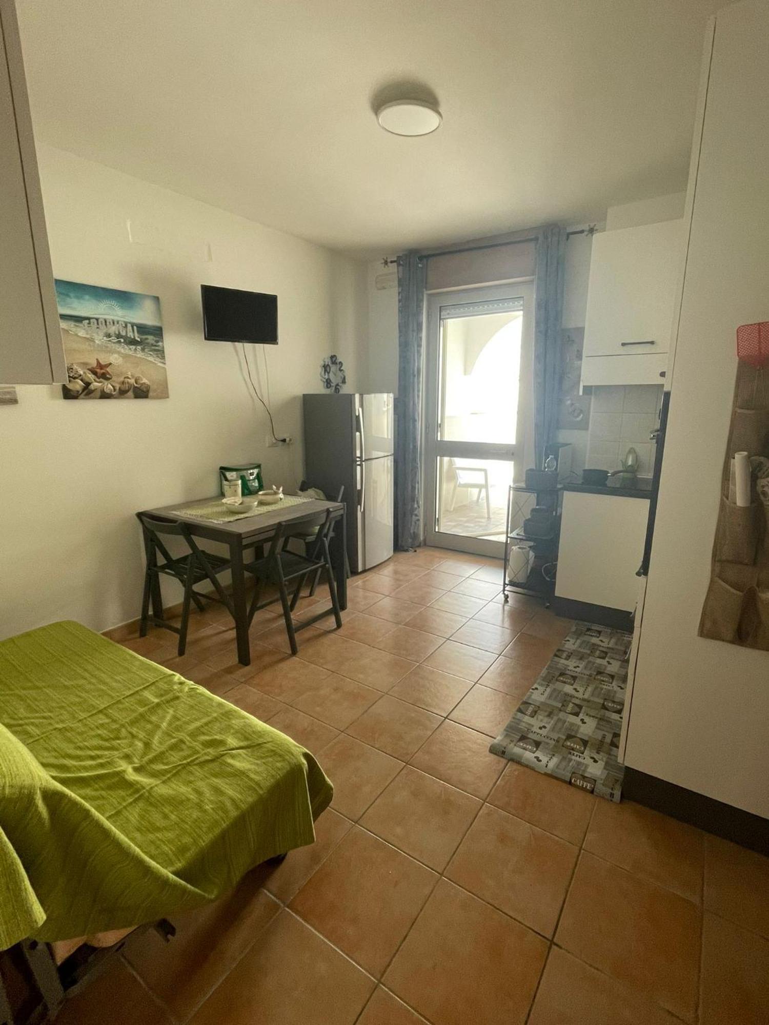 Acquario Apartment Lido Marini Bagian luar foto